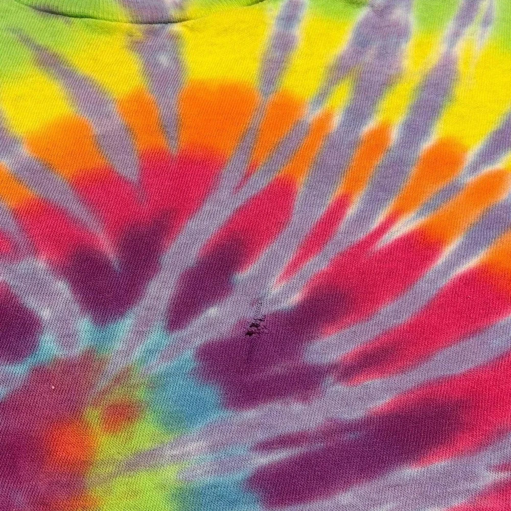 Vintage Fruit of the Loom Youth Small Tie Dye T Shirt Rainbow Spiral 90s